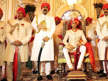 El maharaj&aacute; de Jaipur, Sawai Padmanabh Singh, durante los actos de celebraci&oacute;n de su dieciocho cumplea&ntilde;os en julio de 2016. in Jaipur, India. 
