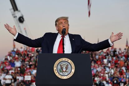 Donald Trump, en un momento de un mitin en Orlando.