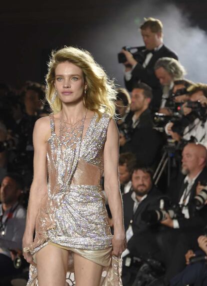 Natalia Vodianova durante el desfile benéfico Fashion For Relief.