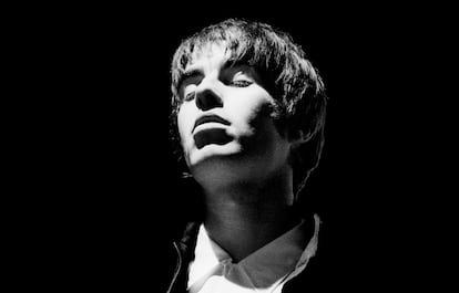 Liam Gallagher durante un concierto de Oasis en 1994.