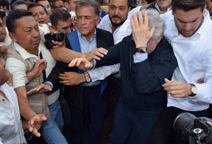 Miguel &Aacute;ngel Yunes, durante la protesta