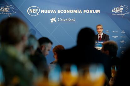 El consejero de Hacienda, Arcadi España, interviene en el Fórum Europa Tribuna Mediterránea. EFE/Manuel Bruque