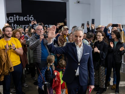 El exdirector del Centre del Carme Cultura Contemporània (CCCC), José Luis Pérez Pont, el pasado martes, en la concentración en contra de su despido.