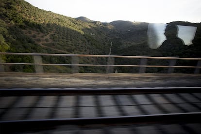 El paisaje cambia en las cercanías de Villanueva de Córdoba en plena Sierra Morena.