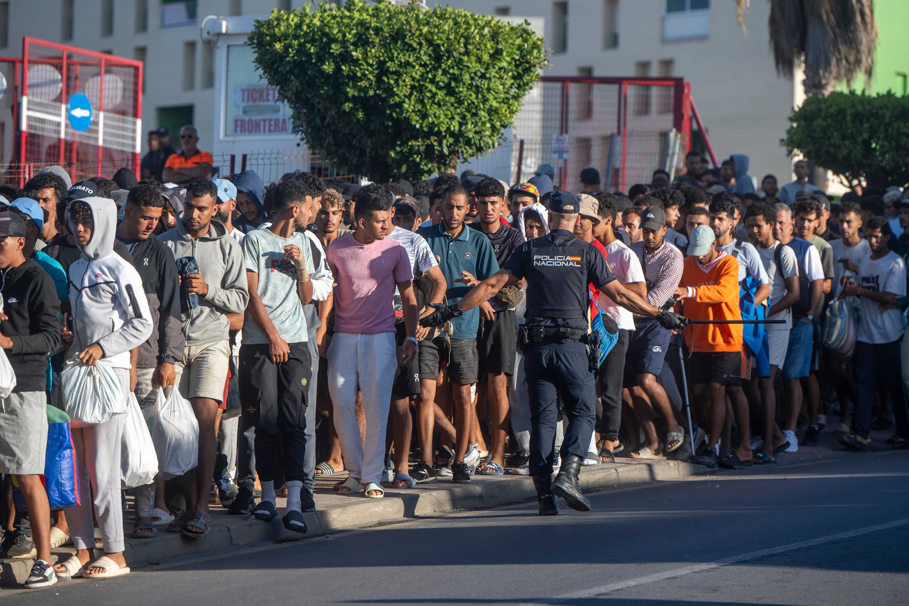 La crisis de Ceuta provoca el mayor pico xenófobo y racista en las redes sociales en un año