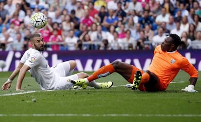 Benzema i Kameni en una acció del partit.