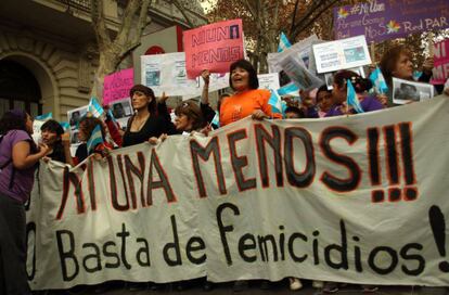 Miles de personas pidieron "Ni una menos" en Argentina un año atrás.