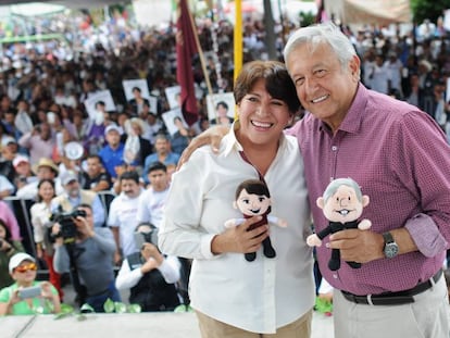 Delfina Gómez y López Obrador durante un acto en el Estado de México, en 2019.