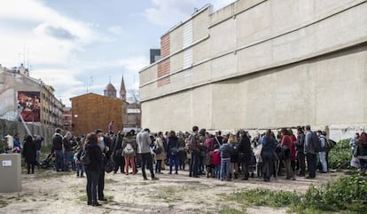 El solar de la ampliación del IVAM en un "desayuno con viandantes".