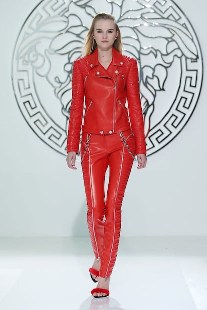 el estilo mas futurista de versace