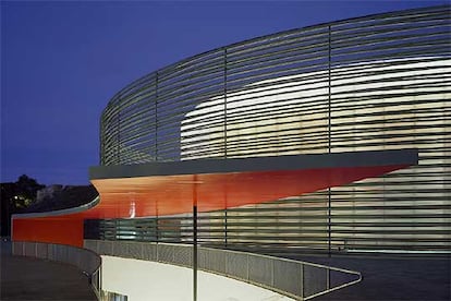 Palacio de Congresos de Badajoz, obra de José Selgas y Lucía Cano.