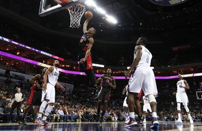 DeRozan, de Tornto Raptors, anota ante Charlotte Bobcats