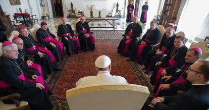 O Papa, em reunião 'ad limina', com bispos ucranianos.