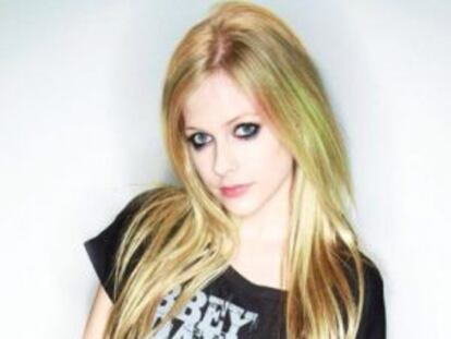 Avril Lavigne, cantante canadiense.
