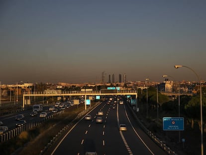 Boina de contaminación de Madrid vista desde la M- 40 a la altura de Pozuelo de Alarcón, en una imagen de archivo.