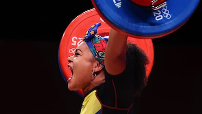 La ecuatoriana Neisi Dajomes compite en la categoría de 76 kilos el 1 de agosto pasado en Tokio.