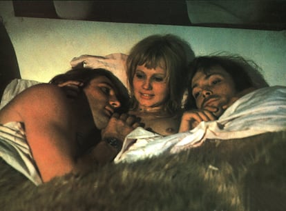 Patrick Dewaere, Miou-Miou y Gerard Depardieu en una 'Los rompepelotas' (1974).