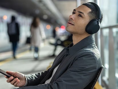 Una comparativa sobre auriculares inalámbricos de viaje de marcas como Bose, Sennheiser o Yamaha.