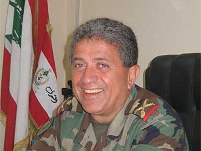 El general Charles Chikhani, durante la entrevista.