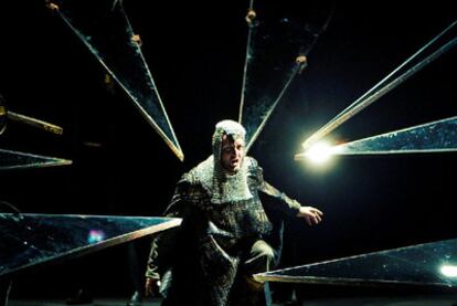 Festival d'Estiu de Teatre-Sagunt a Escena presenta la obra creada por el dramaturgo William Shakespeare<i> Ricardo III</i>, su primera tragedia y una de las más difíciles de llevar al teatro.