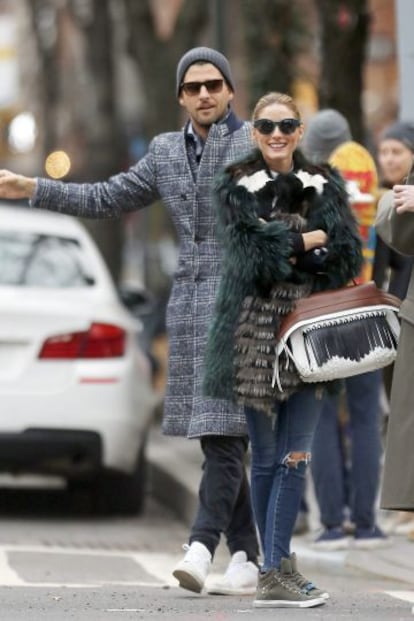 Olivia Palermo junto a su esposo, Johannes Huebl, el pasado febrero en Nueva York.