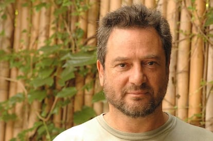 Daniel Guebel, escritor, periodista y guionista argentino.