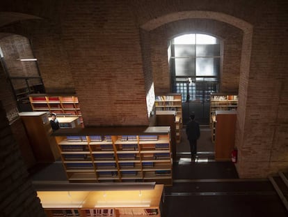 La nueva sala del archivo de Vattimo en el edificio de las Aguas de la Universidad Pompeu Fabra, en Barcelona.