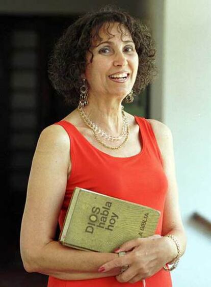 María del Carmen Galayo Macías, profesora de religión despedida.