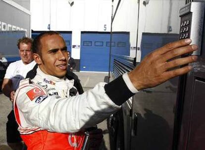 El campeón del mundo, Lewis Hamilton, una de las voces más críticas contra la FIA.
