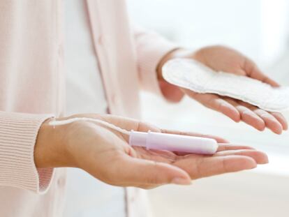 Escocia se convierte en el primer país en dar acceso gratuito a los productos de higiene menstrual