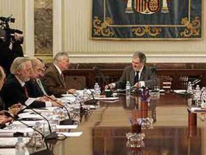 Reunión de la Junta de Fiscales de Sala, presidida por el fiscal general del Estado, Cándido Conde-Pumpido.