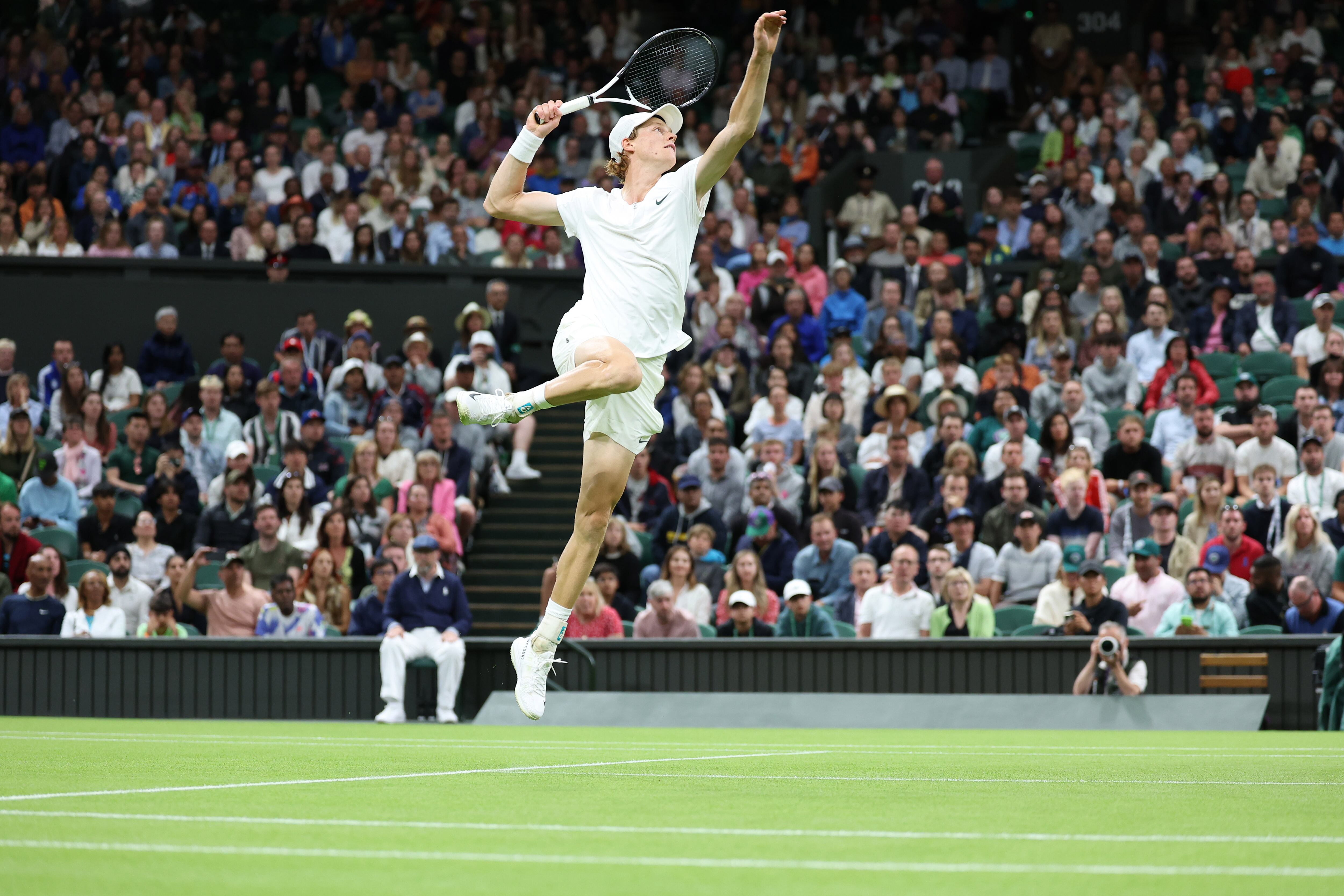 Sinner, durante un partido en Wimbledon.