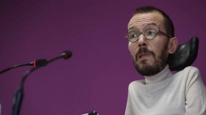 El portavoz de Podemos, Pablo Echenique, este lunes en Madrid.