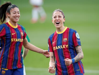 Jennifer Hermoso celebra, en 2021, un gol junto a Pereira con el Barcelona.