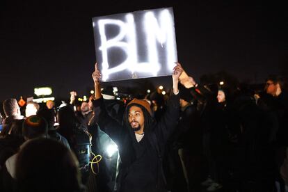  Several demonstrators block traffic in Memphis, Tennessee, on Friday, January 27, 2023.