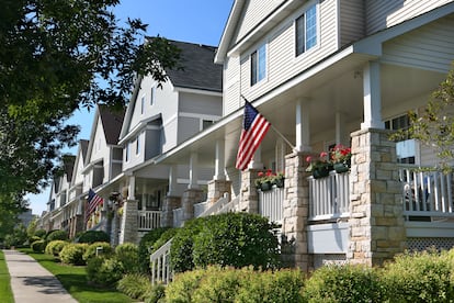 Single-family homes in the American suburbs.