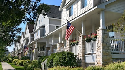 Single-family homes in the American suburbs.