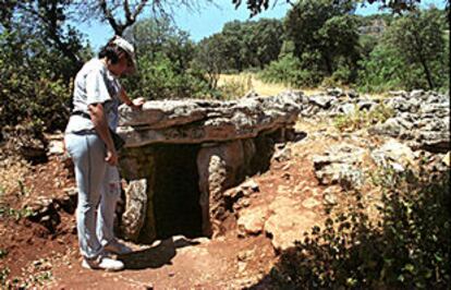 Restos arqueológicos encontrados en la Peña de los Gitanos.