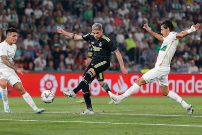 Valverde, en la acción del 0-1 ante el Elche.