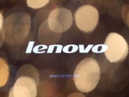 Un logo de Lenovo durante una conferencia en Hong Kong.