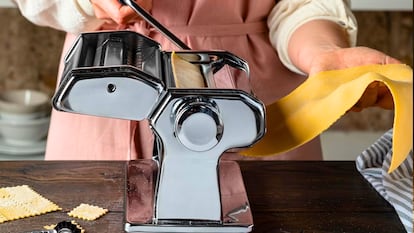 Máquina para hacer pasta fresca en casa.