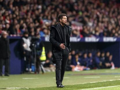 Simeone, durante el partido entre el Atlético y el Girona.