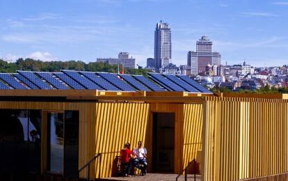 Uno de los edificios de la exposición de casas solares celebrada en Madrid en septiembre de 2012.