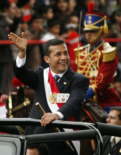 Un gesto de Ollanta Humala durante la celebración del  Día de la Independencia.