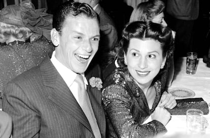 Frank Sinatra y su mujer Nancy en el Mocambo, en 1949.