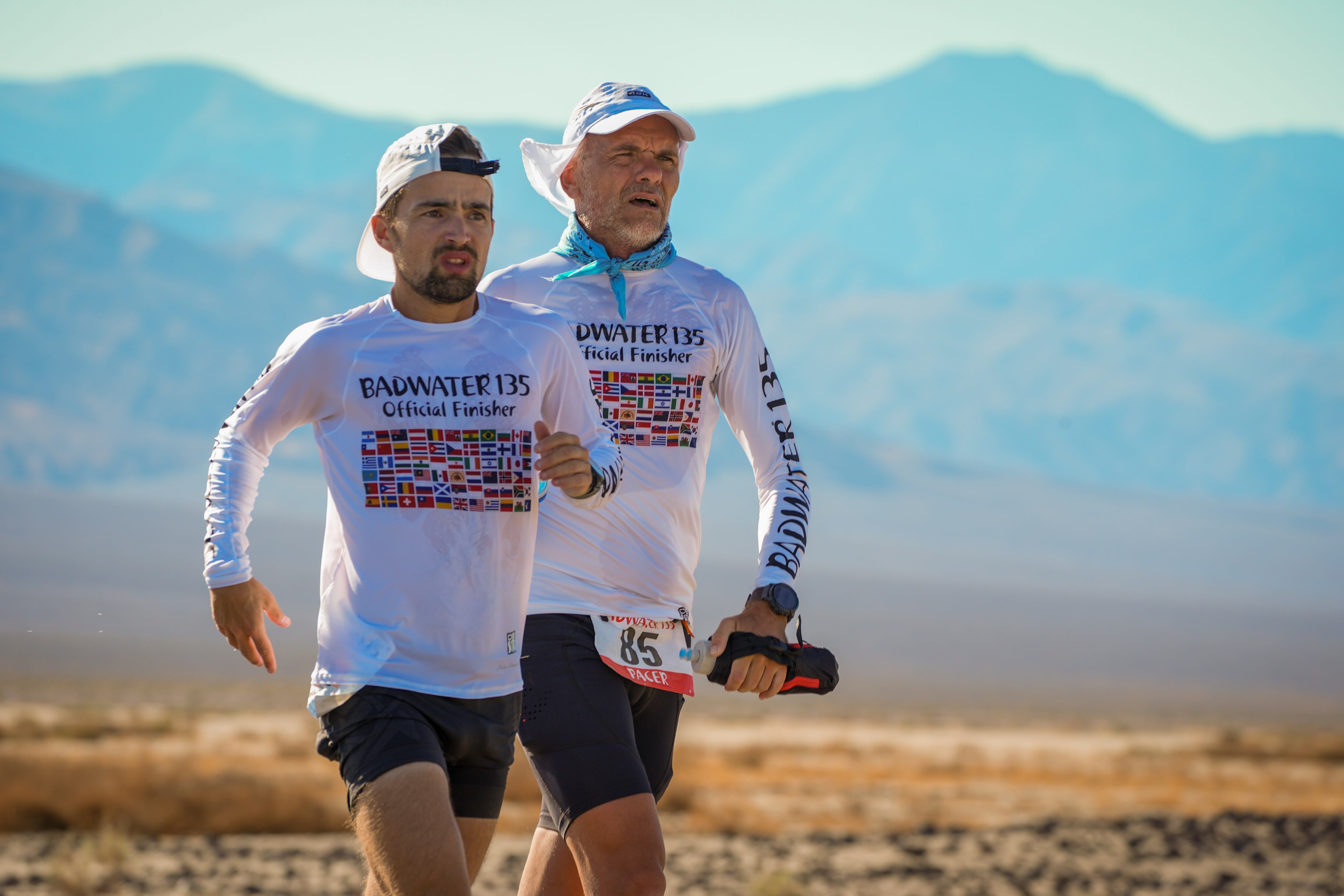 Iván Peñalba en Badwater 135, una carrera de 217 kilómetros por el asfalto más caluroso del mundo. Imagen cedida por Joaquín Candel.