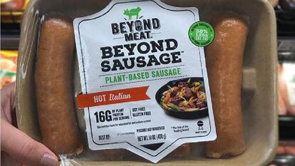 Pacote de salsichas vegetais da Beyond Meat