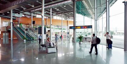 Interior de la terminal del aeropuerto de Palma.