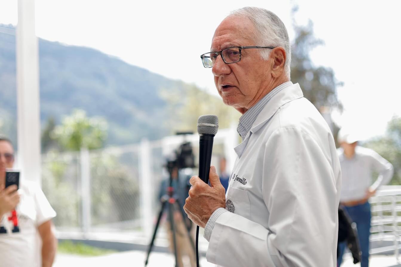 Más de 200 organizaciones de pacientes denuncian penalmente al ministro de Salud por casos como el de Kevin Acosta