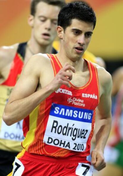 Álvaro Rodríguez en los Mundiales de pista cubierta de Doha 2010.